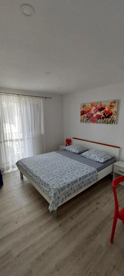 Apartments Villa Antony ドルヴェニク エクステリア 写真