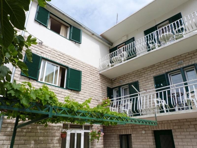 Apartments Villa Antony ドルヴェニク エクステリア 写真