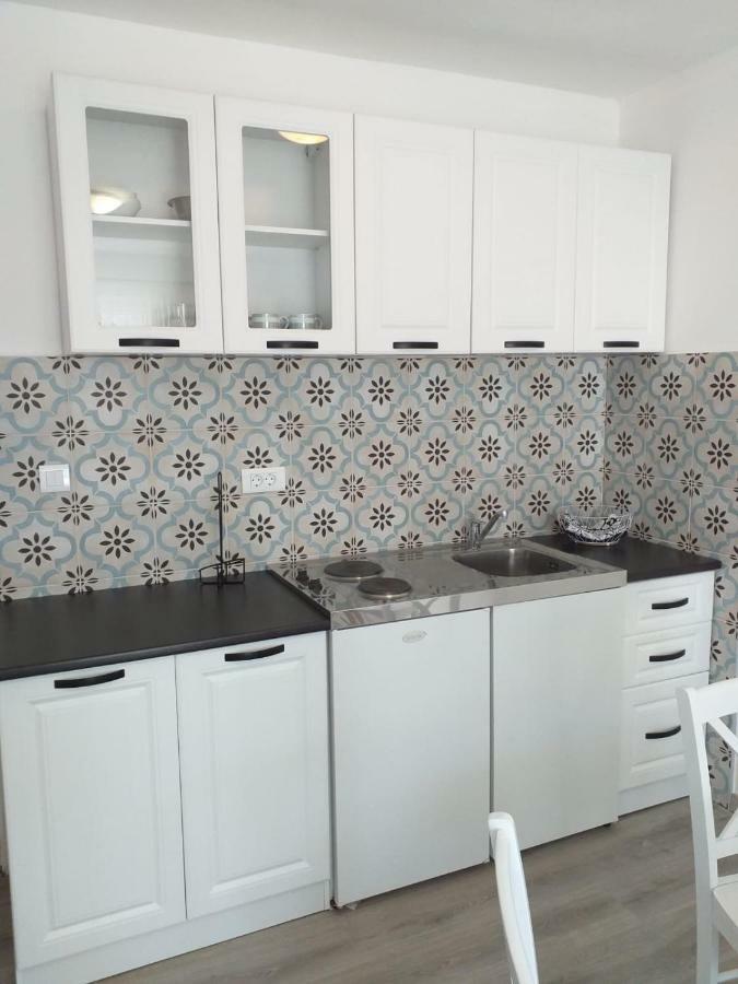 Apartments Villa Antony ドルヴェニク エクステリア 写真