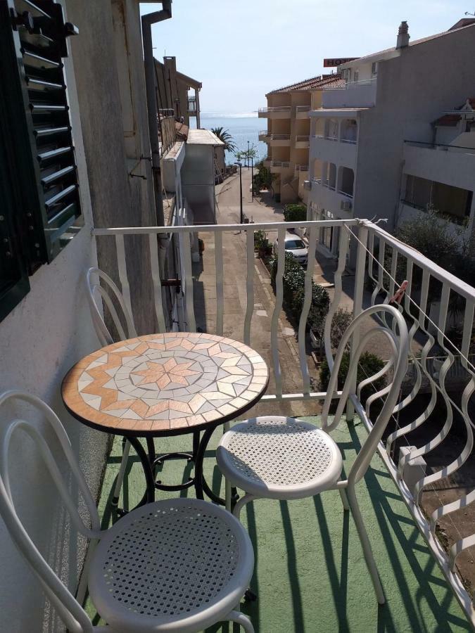Apartments Villa Antony ドルヴェニク エクステリア 写真